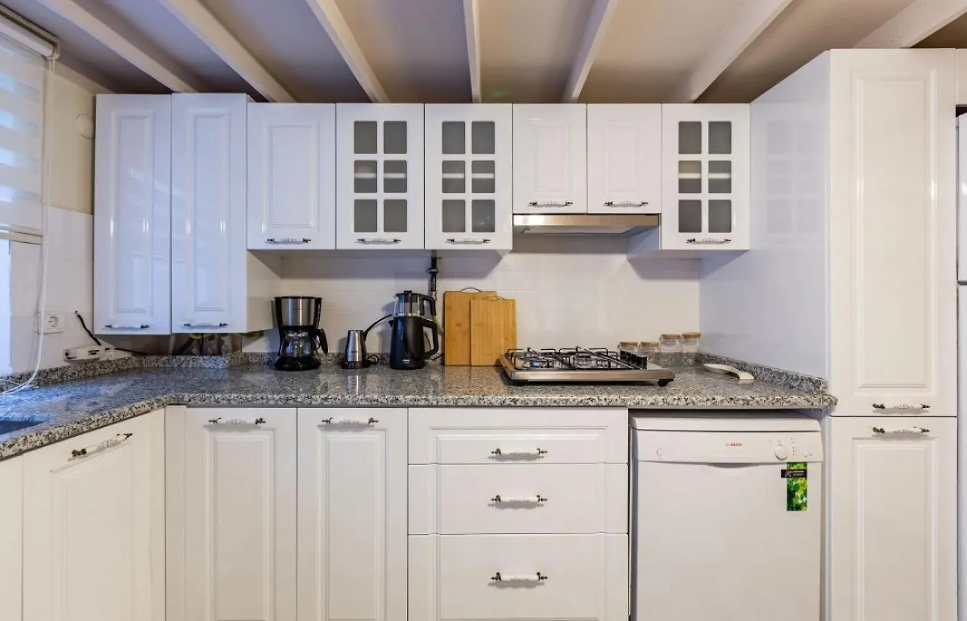 Gorgeous House With Refreshing Garden In Besiktas Apartment Istanbul