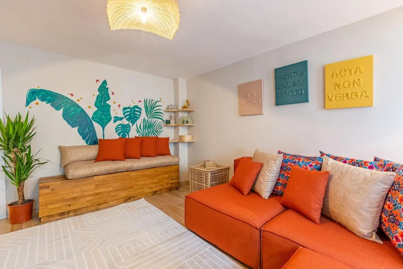 Gorgeous House With Refreshing Garden In Besiktas Apartment Istanbul