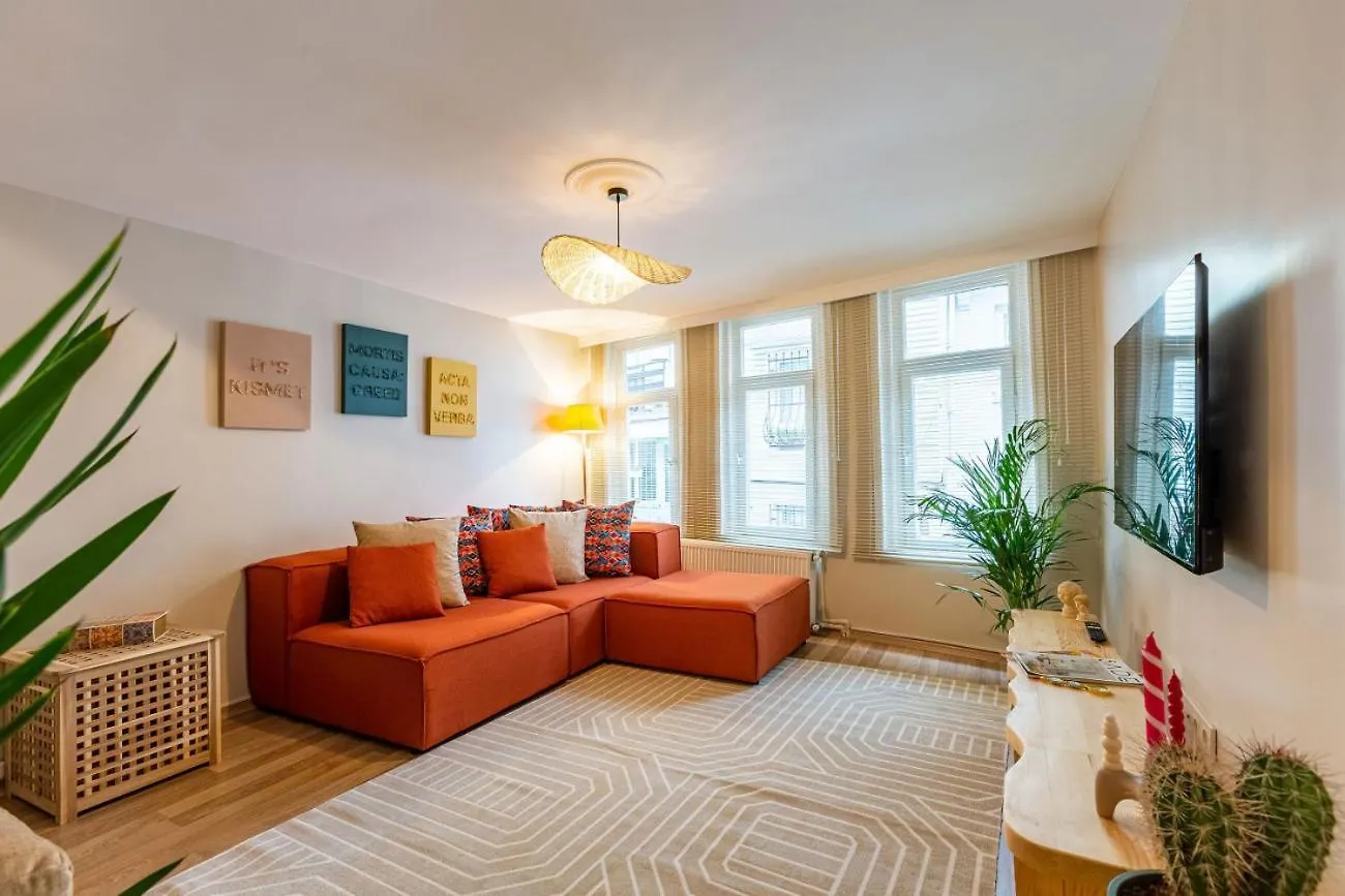 Gorgeous House With Refreshing Garden In Besiktas Apartment Istanbul 0*,  Turkey